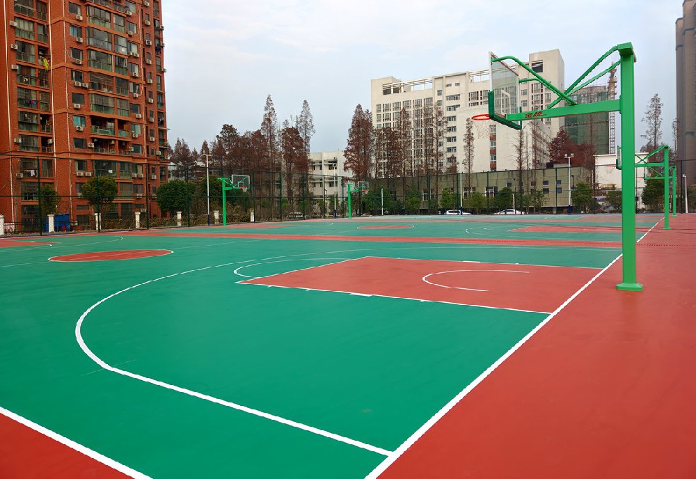 塑胶篮球场